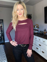 Load image into Gallery viewer, Eyes On You Ribbed Knit Cut Out Top -Burgundy